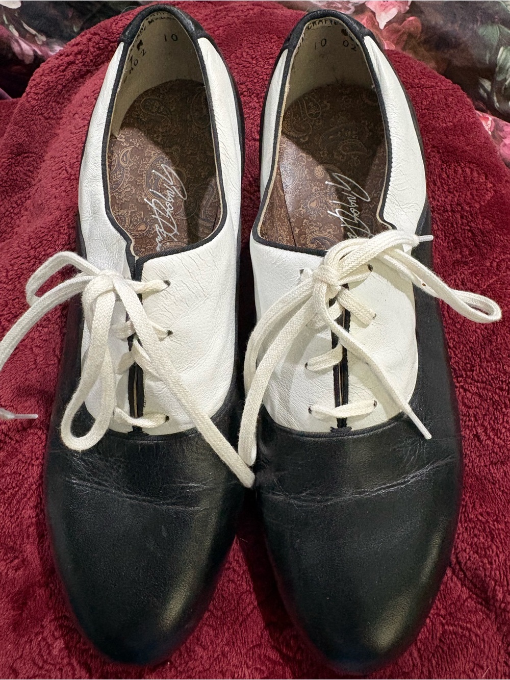 Women’s Blk/Wht Custom Made Nearly New Capezio Gregory Hines Tap Shoes - Size 7